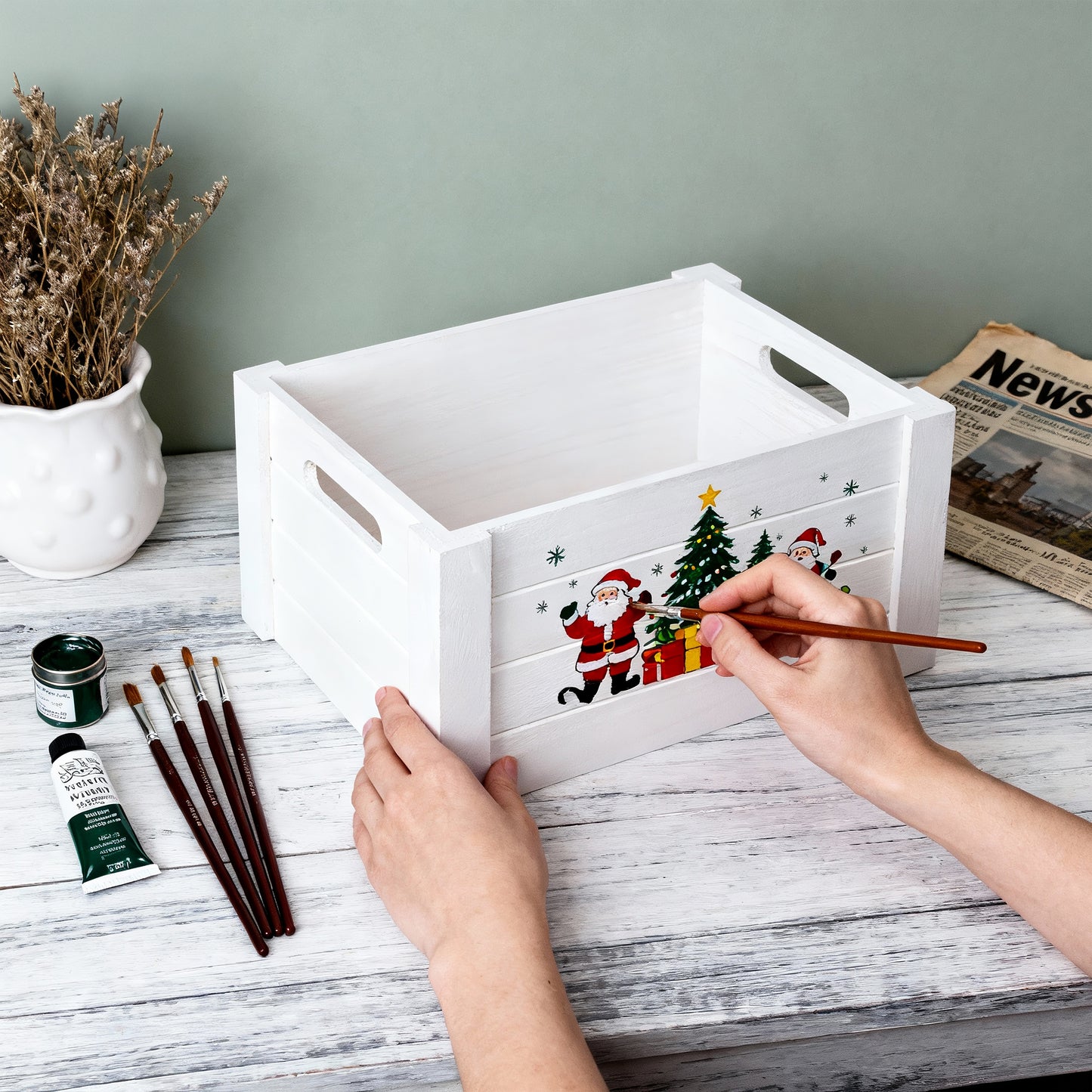 White Oval Cut-out Wooden Crate - 3 Sizes