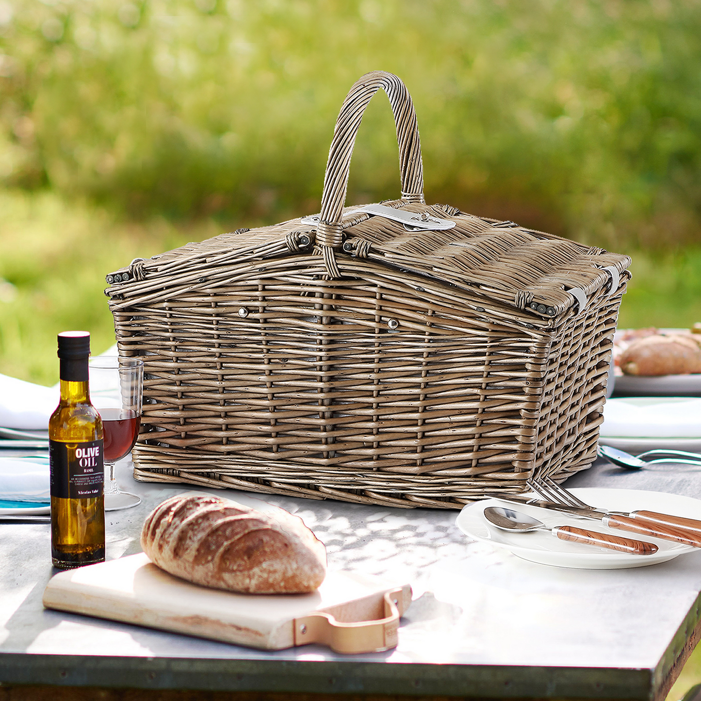4 Person Antique Wash Double Lidded Wicker Picnic Hamper
