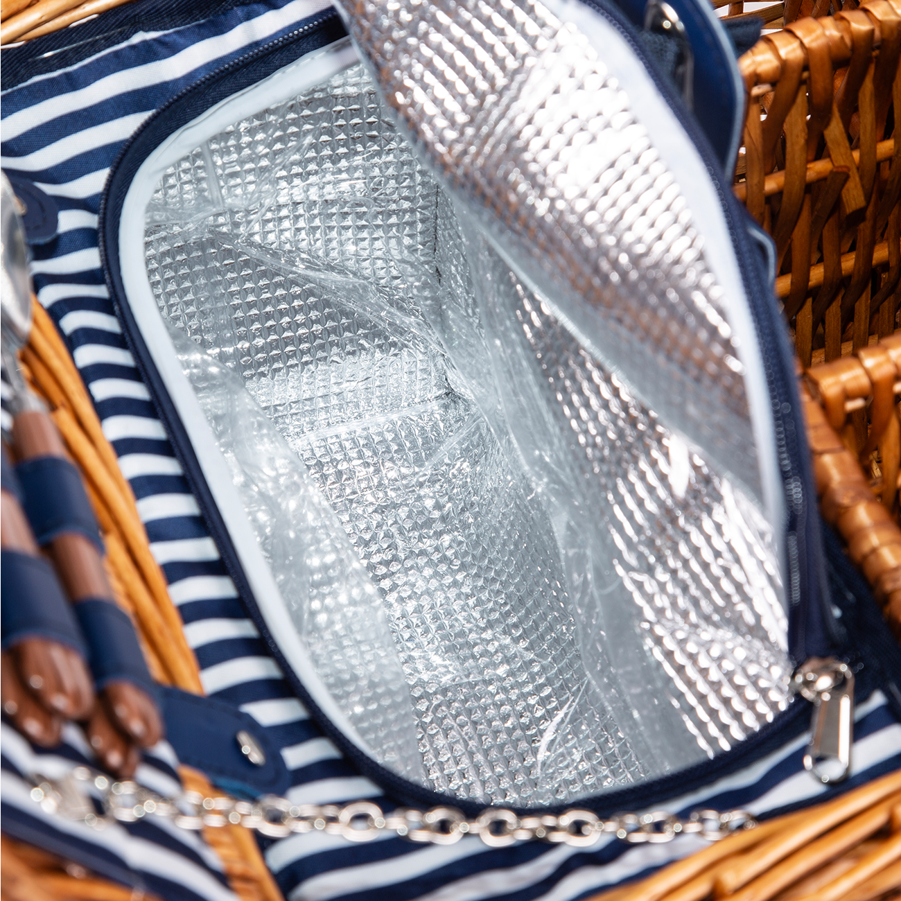 4 Person Double Lidded Wicker Picnic Hamper