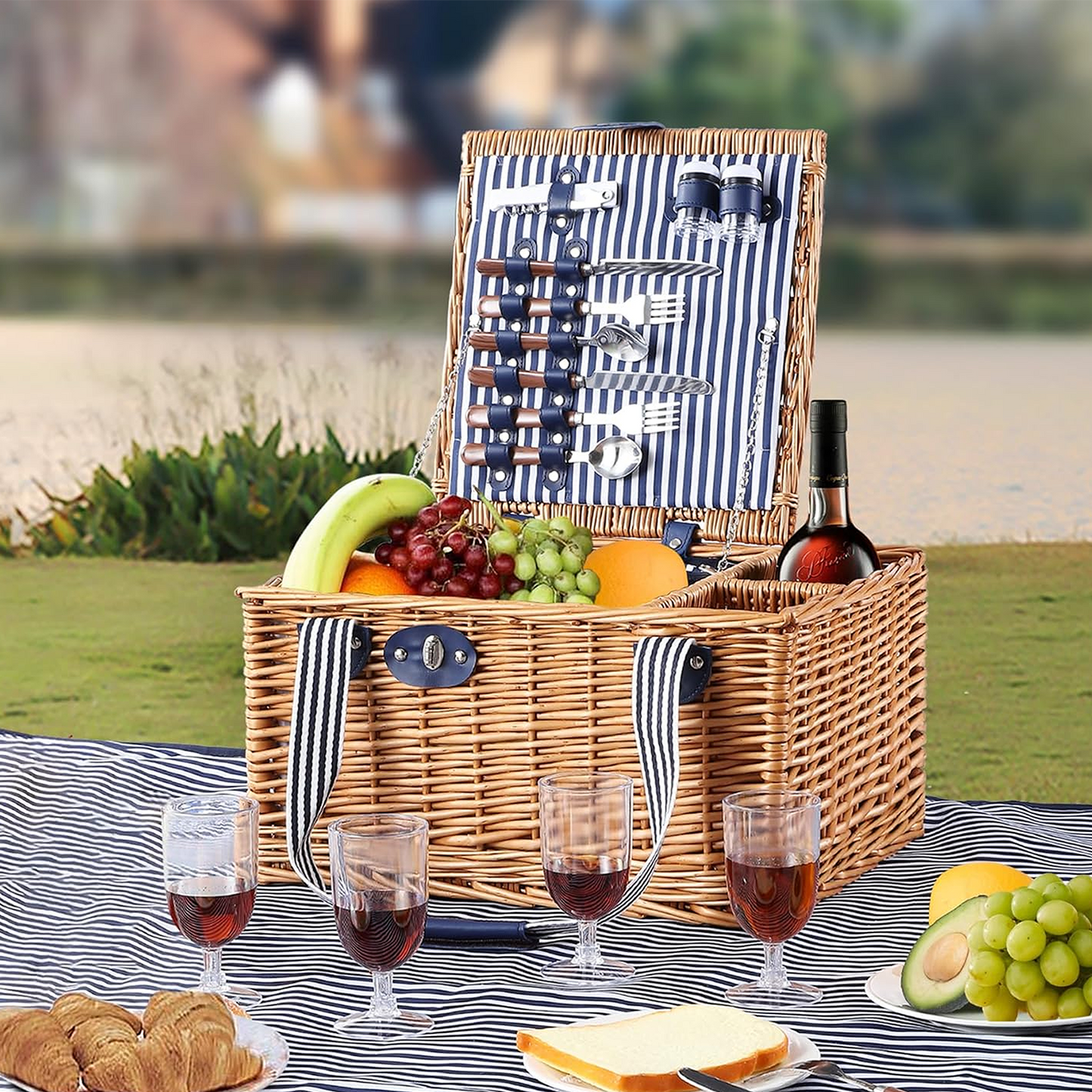 4 Person Picnic Wicker Hamper Basket