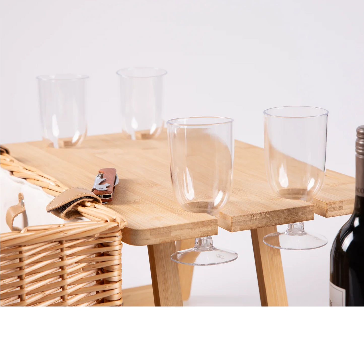 4 Person Wicker Picnic Hamper with Wooden Tabletop Lid