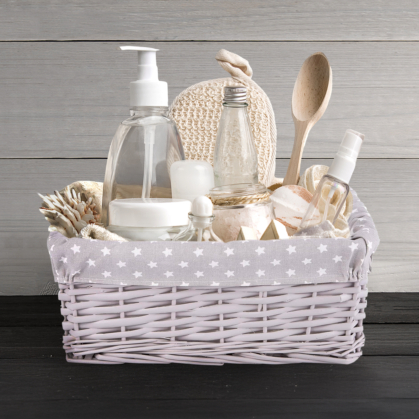 Light Grey Wicker Storage Basket with Star Pattern Lining - 2 Sizes