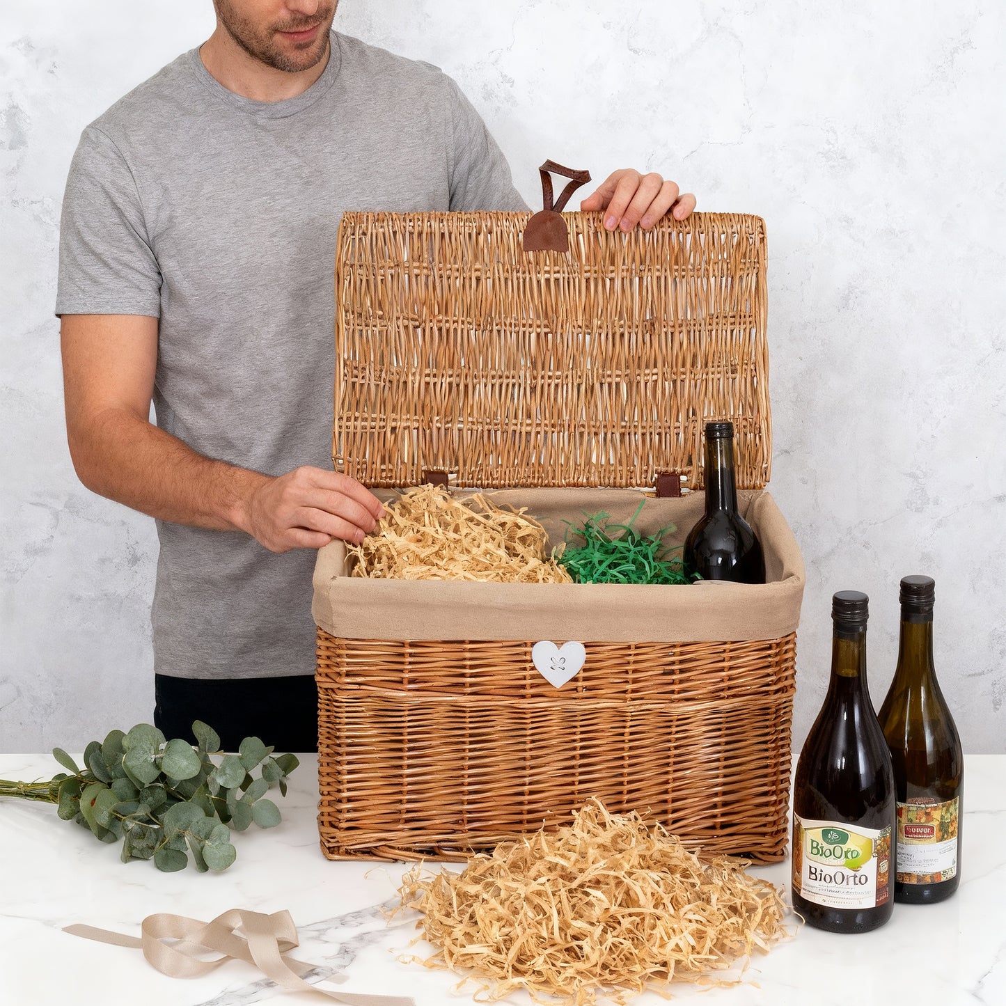 Double Steamed Wicker Storage Hamper Basket with Lining - 4 Sizes