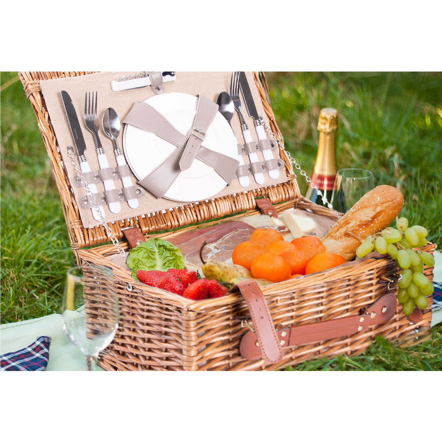 Double Steamed Picnic Wicker Hamper Basket - 2 Person / 4 Person