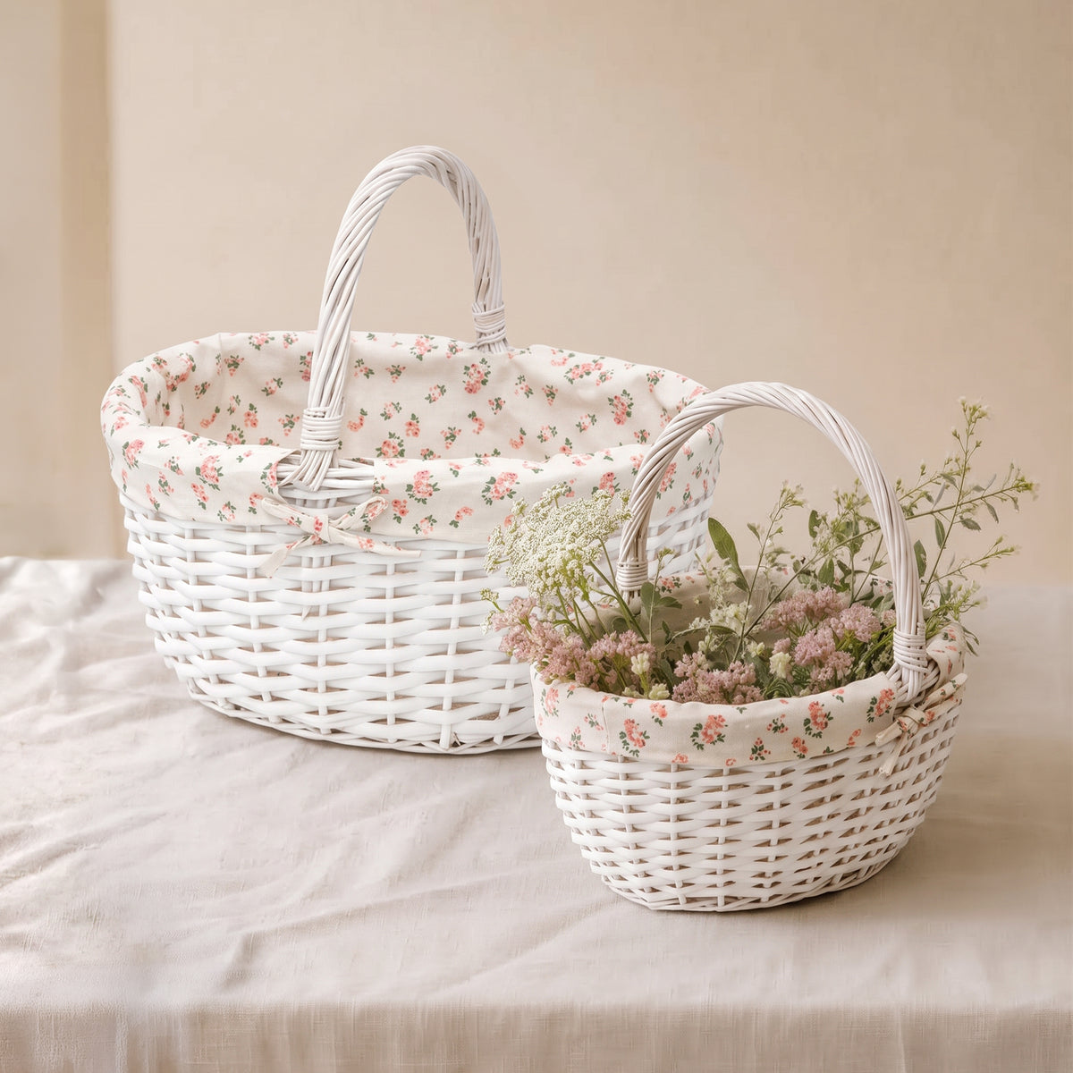 White Oval Wicker Picnic Shopper Basket - 2 Sizes