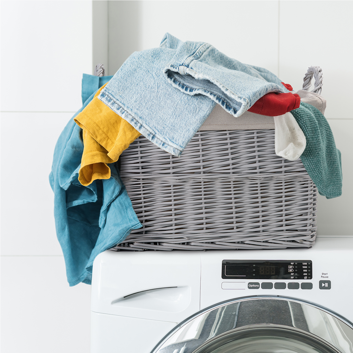 Grey Rectangular Wicker Storage Basket with Lining - 3 Sizes