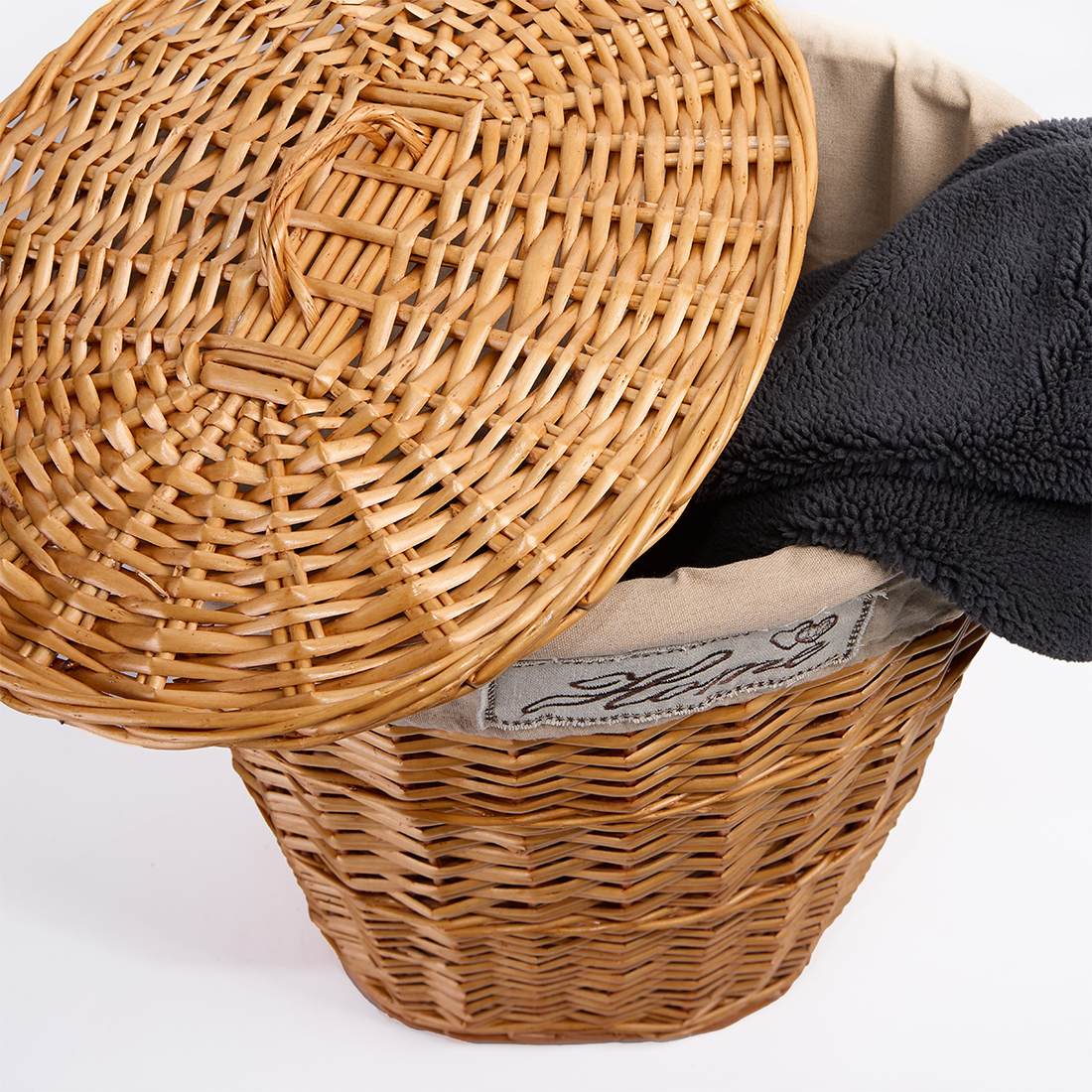 Light Steamed Oval Wicker Laundry Basket with Lining