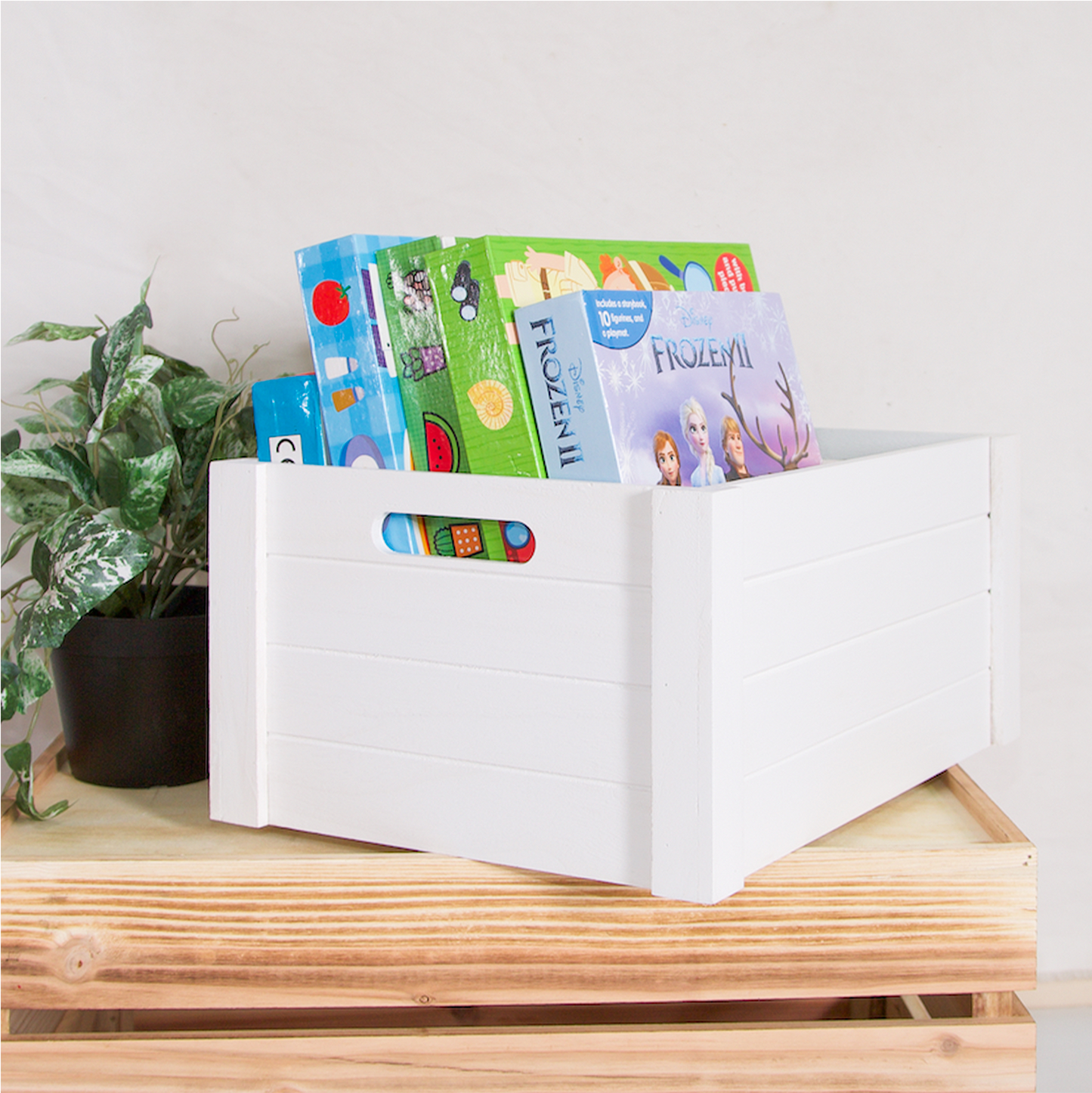White Oval Cut-out Wooden Crate - 3 Sizes