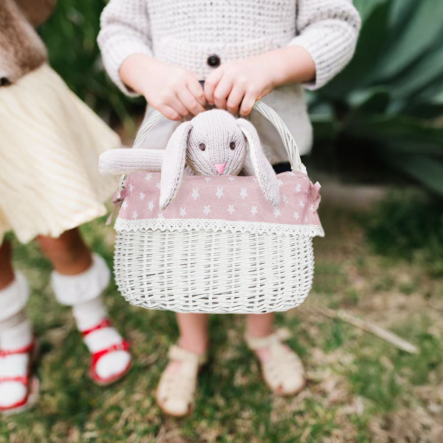 White Coracle Wicker Shopper Basket with Pink Lace Lining